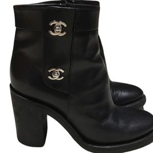Chanel cc turnlock logos ankle boot.